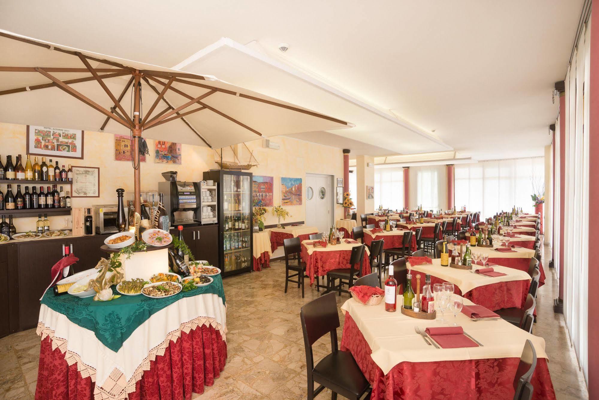 Hotel Azzorre Lido di Jesolo Buitenkant foto